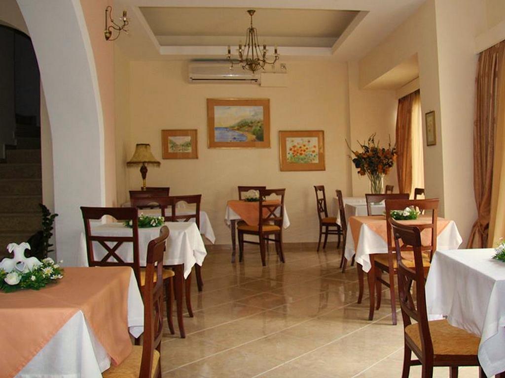 Nefeli Hotel Агіос-Кірікос Екстер'єр фото